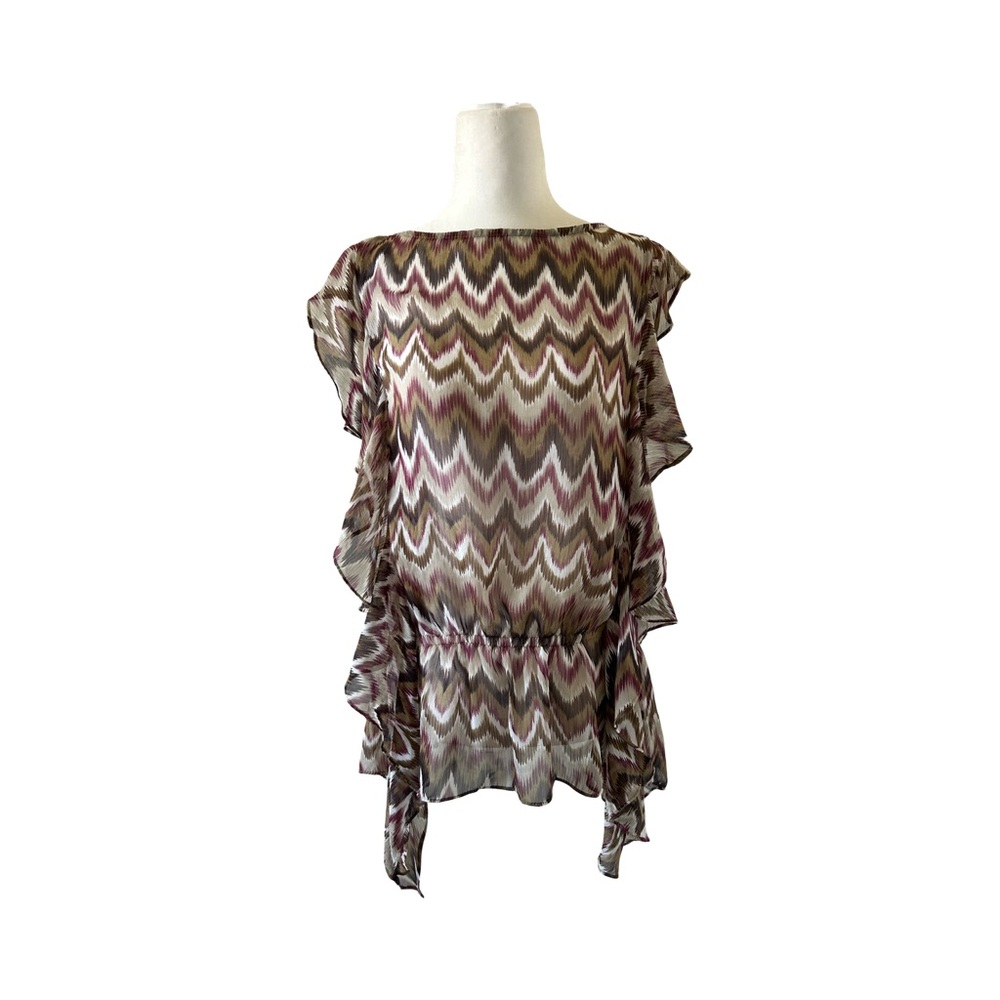 Chevron Patterned Ruffle Top - Picture 2 of 4